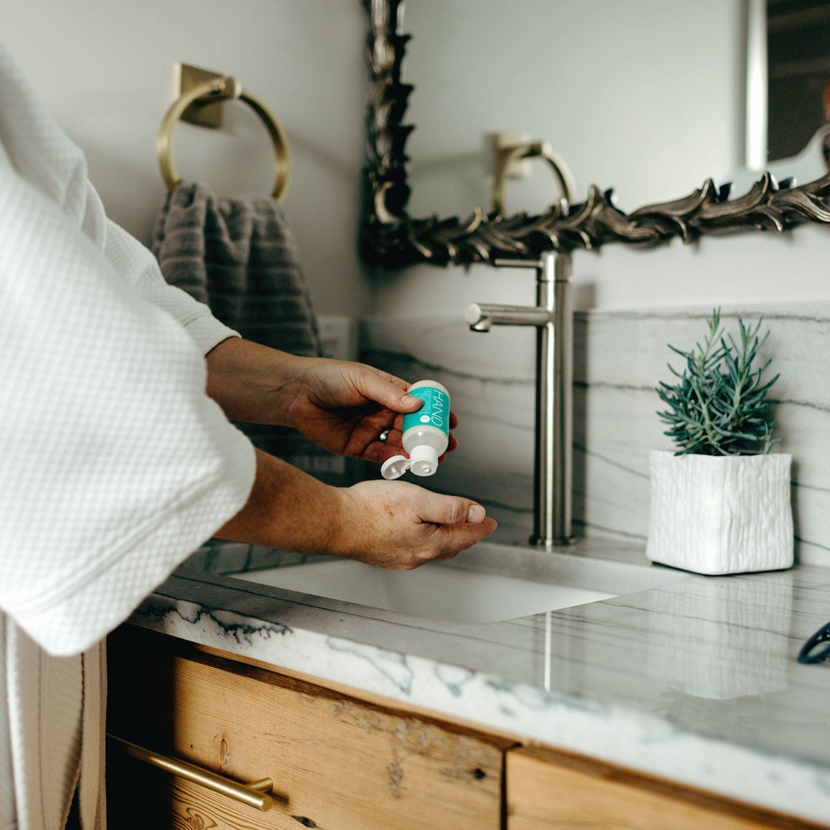 hand | the most amazing relief for dry hands ever!-body-Bloom Naturals